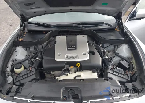 2015 Infiniti Q40 z USA, uszkodzony, nr VIN JN1CV6ARXFM523495